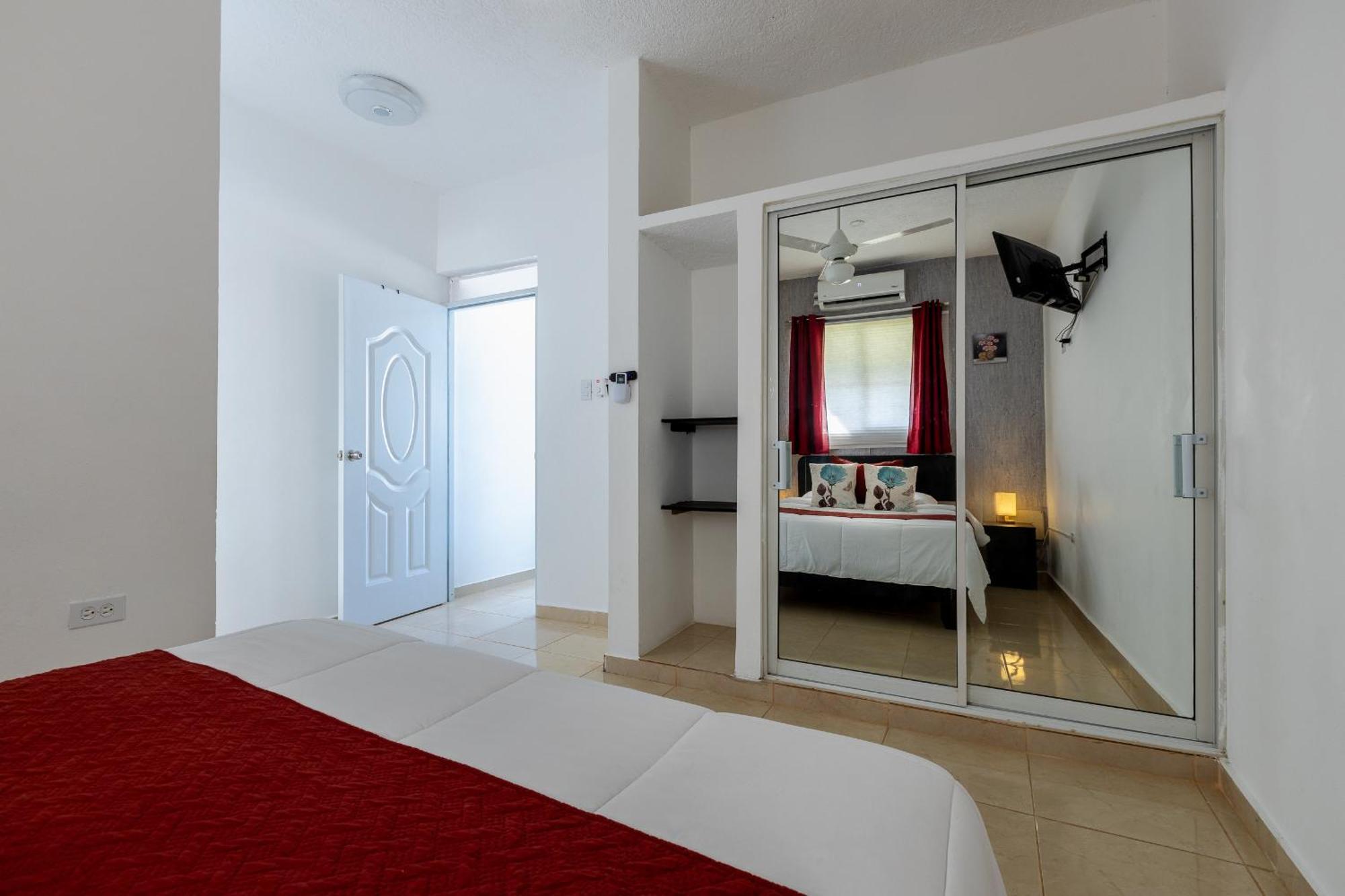 Edma Apartahotel Samana Buitenkant foto