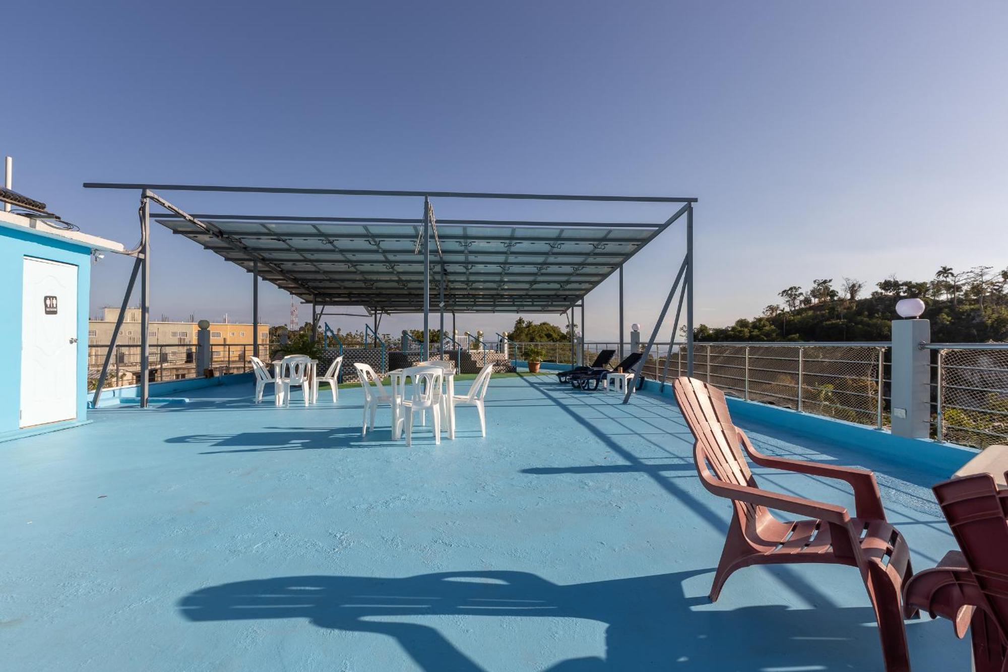 Edma Apartahotel Samana Buitenkant foto